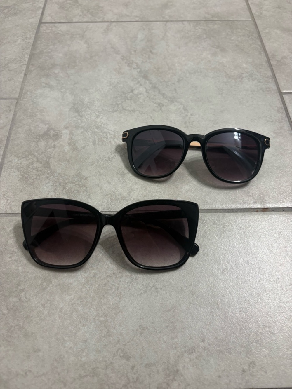 Classic Black Women's Sunglasses - Stylish UV Shades- 2 pairs